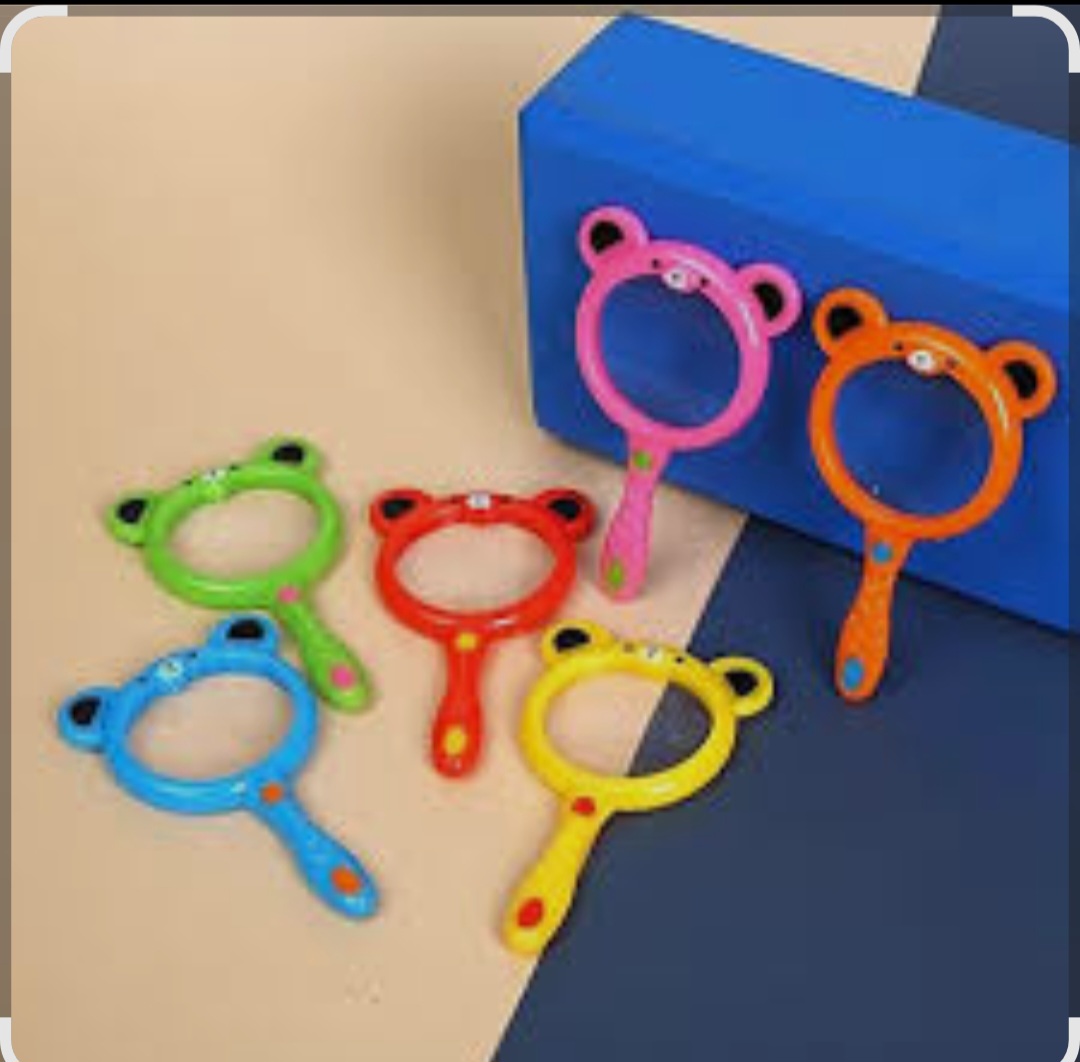 ذره بین عروسکی