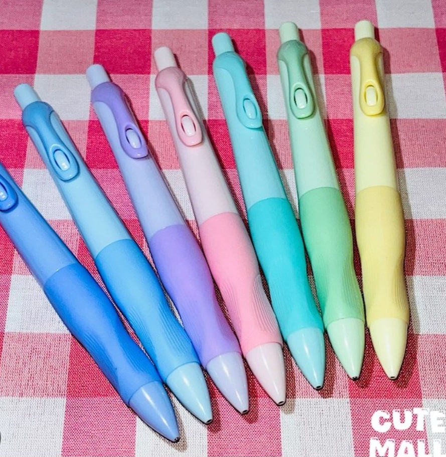 اتود سی کلاس رنگ پاستلی