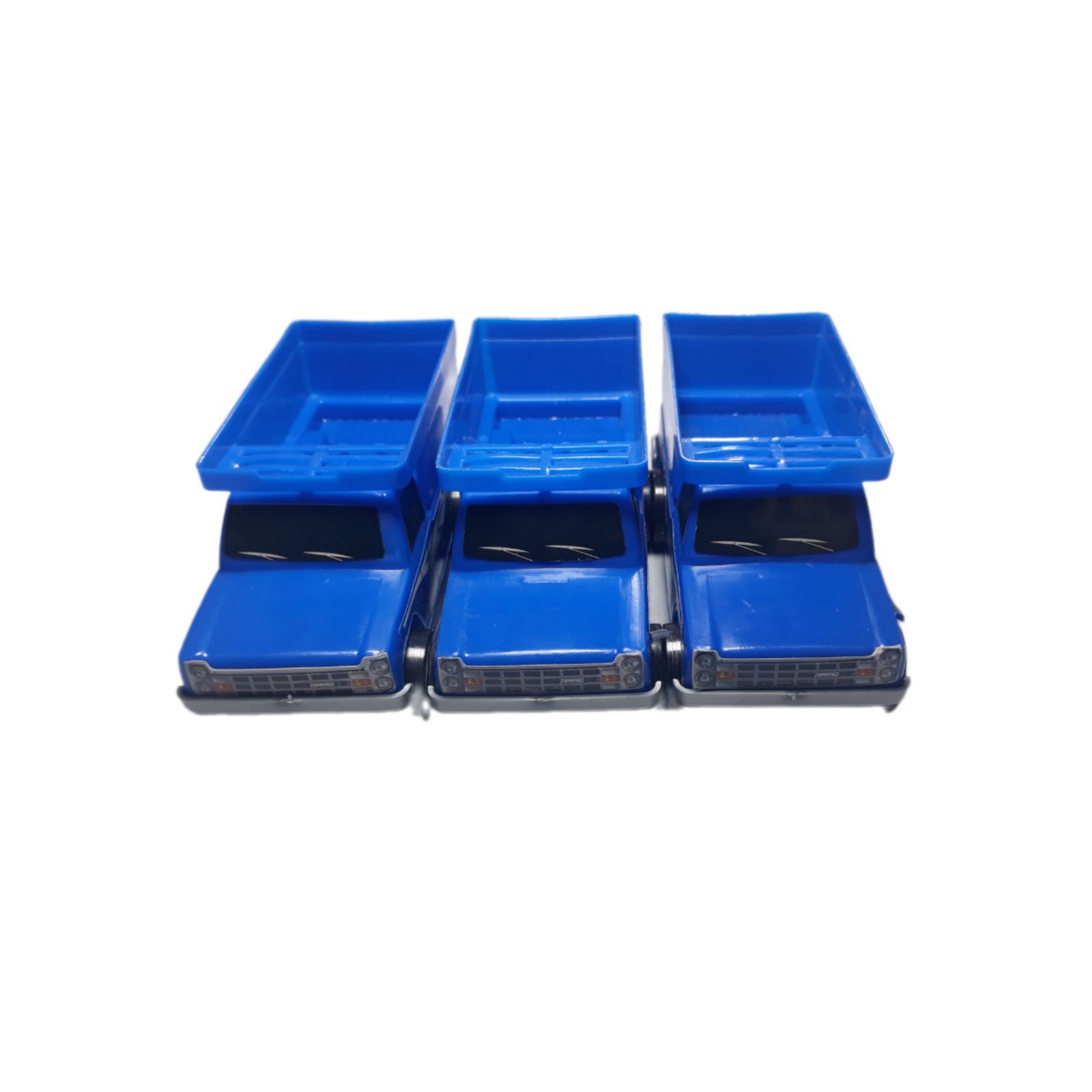 نیسان سه تایی