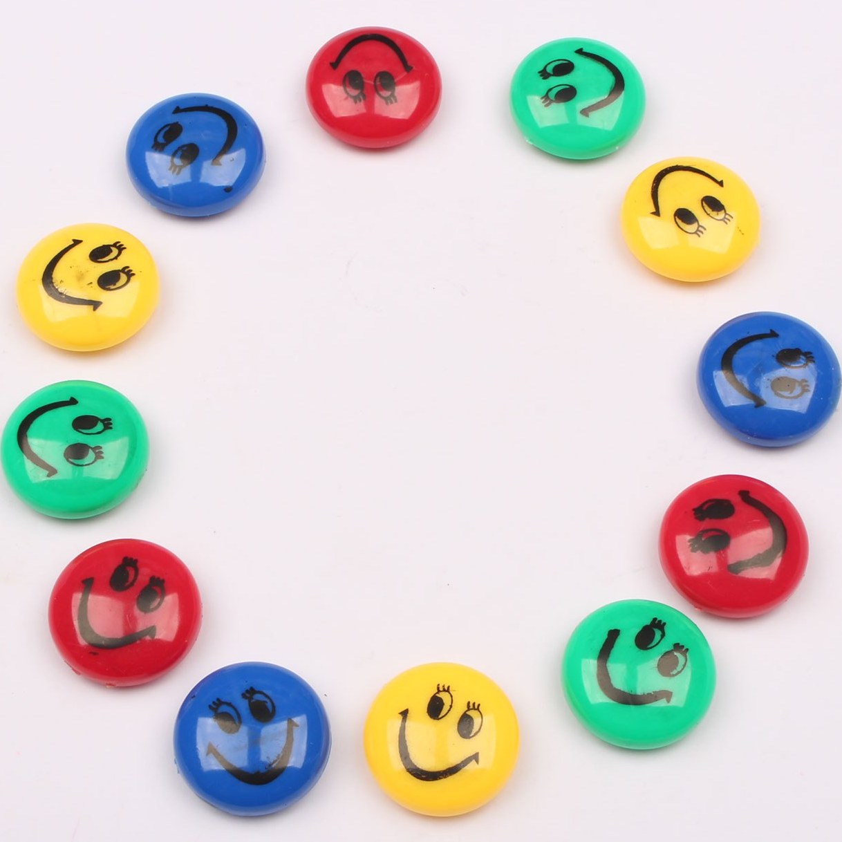 مگنت ایموجی دونه ای